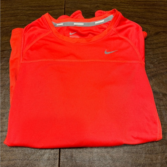 Nike running dri-fit Sz XS red/pink orangish Nike miler excellent condition - Picture 9 of 9